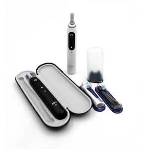 Braun Oral-B iO Series 7 Duo Black Onyx/White Alabaster elektr. Zahnbürsten